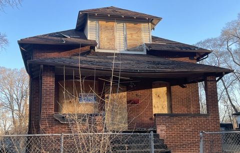 Photo of 302 E 134th Street, Chicago, IL 60827 (MLS # 12581765)