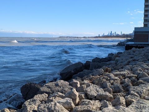 Tiny photo for 6171 N Sheridan Road #1408, Chicago, IL 60660 (MLS # 12509237)