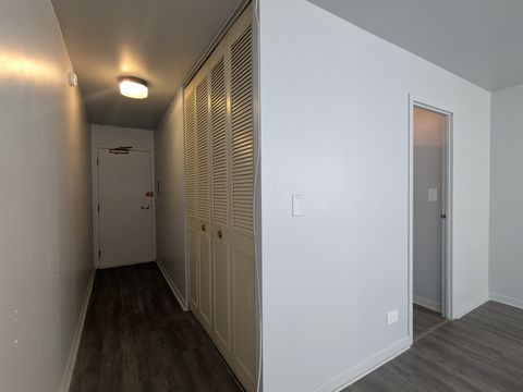 Tiny photo for 6171 N Sheridan Road #1408, Chicago, IL 60660 (MLS # 12509237)