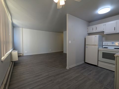 Tiny photo for 6171 N Sheridan Road #1408, Chicago, IL 60660 (MLS # 12509237)