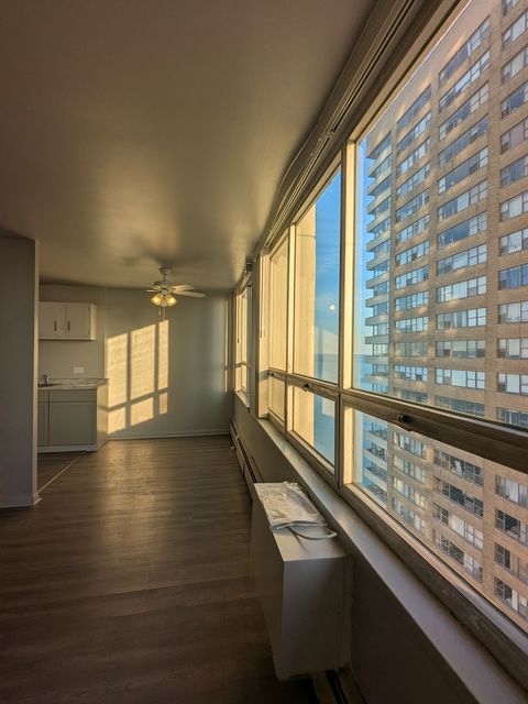 Tiny photo for 6171 N Sheridan Road #1408, Chicago, IL 60660 (MLS # 12509237)