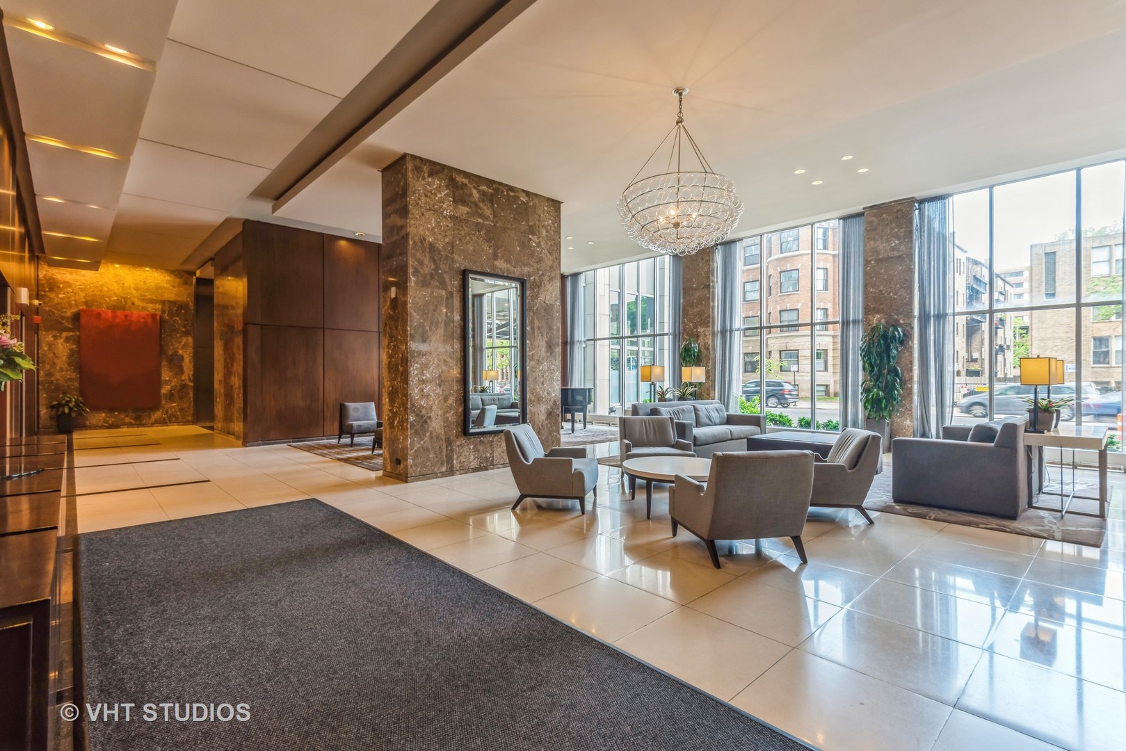 655 W Irving Park Road 4711