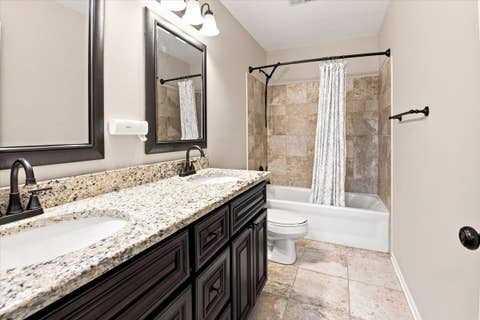 Tiny photo for 66 Copperwood Drive, Buffalo Grove, IL 60089 (MLS # 12715810)