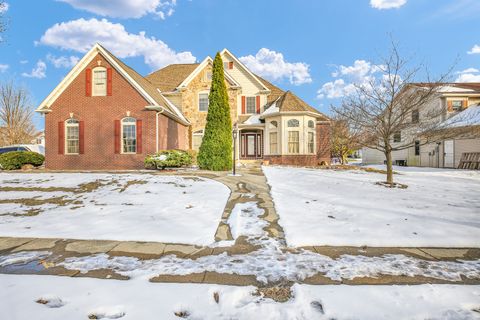 Photo of 2202 STRAND Drive, Champaign, IL 61822 (MLS # 12520713)