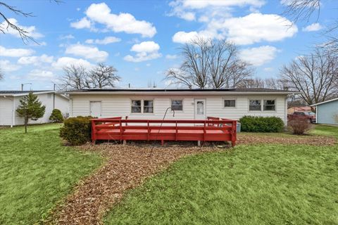 Tiny photo for 212 N 7th Street, Cissna Park, IL 60924 (MLS # 12639469)