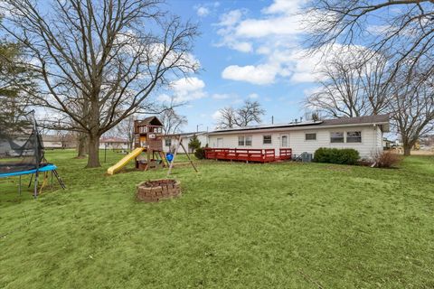 Tiny photo for 212 N 7th Street, Cissna Park, IL 60924 (MLS # 12639469)