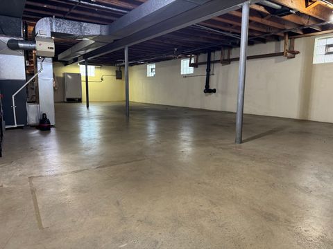 Tiny photo for 11121 S Avenue L, Chicago, IL 60617 (MLS # 12502911)