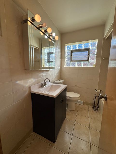 Tiny photo for 11121 S Avenue L, Chicago, IL 60617 (MLS # 12502911)