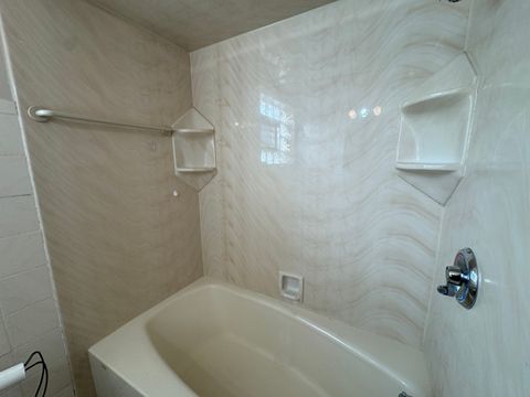 Tiny photo for 11121 S Avenue L, Chicago, IL 60617 (MLS # 12502911)