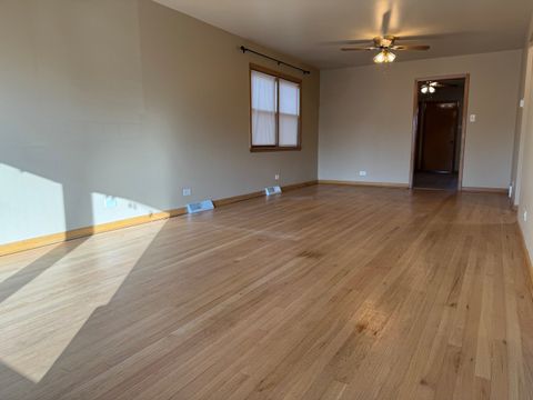 Tiny photo for 11121 S Avenue L, Chicago, IL 60617 (MLS # 12502911)
