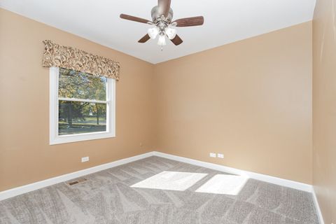 Tiny photo for 2476 Village Court, Aurora, IL 60504 (MLS # 12508086)
