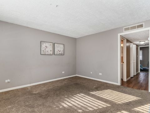 Tiny photo for 828 Mulford Lane, Joliet, IL 60431 (MLS # 12547602)