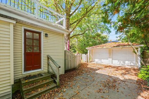 Tiny photo for 302 W Florida Avenue, Urbana, IL 61801 (MLS # 12471902)
