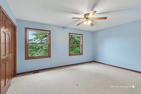 Tiny photo for 214 S Katie Lane, McHenry, IL 60050 (MLS # 12752473)