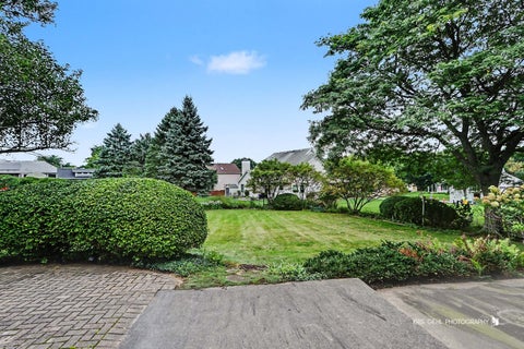 Tiny photo for 214 S Katie Lane, McHenry, IL 60050 (MLS # 12752473)