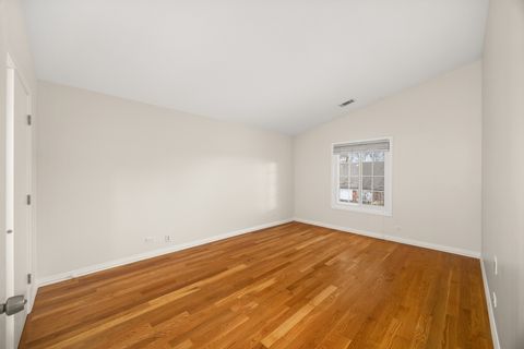 Tiny photo for 1662 COMMODORE Court #4, Schaumburg, IL 60193 (MLS # 12521074)