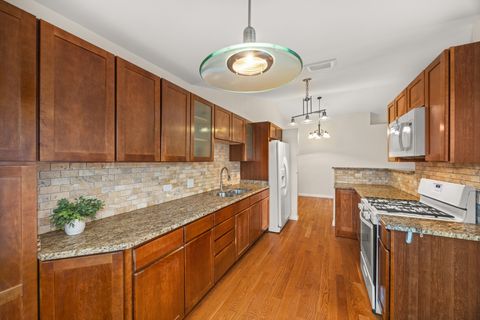 Tiny photo for 1662 COMMODORE Court #4, Schaumburg, IL 60193 (MLS # 12521074)