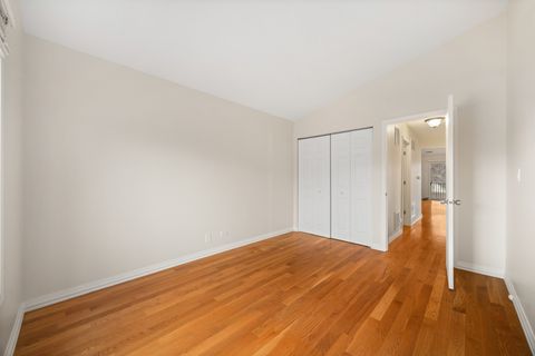 Tiny photo for 1662 COMMODORE Court #4, Schaumburg, IL 60193 (MLS # 12521074)