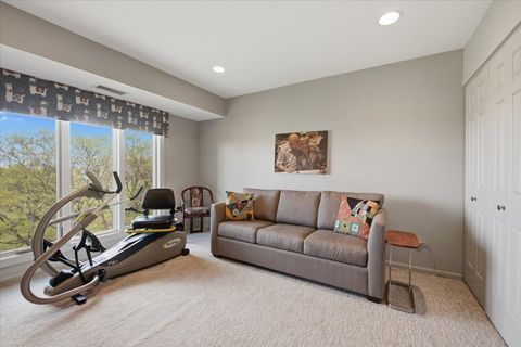 Tiny photo for 3810 Mission Hills Road #505, Northbrook, IL 60062 (MLS # 12634991)