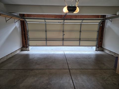 Tiny photo for 39694 N Warren Lane N #39694, Beach Park, IL 60083 (MLS # 12478748)