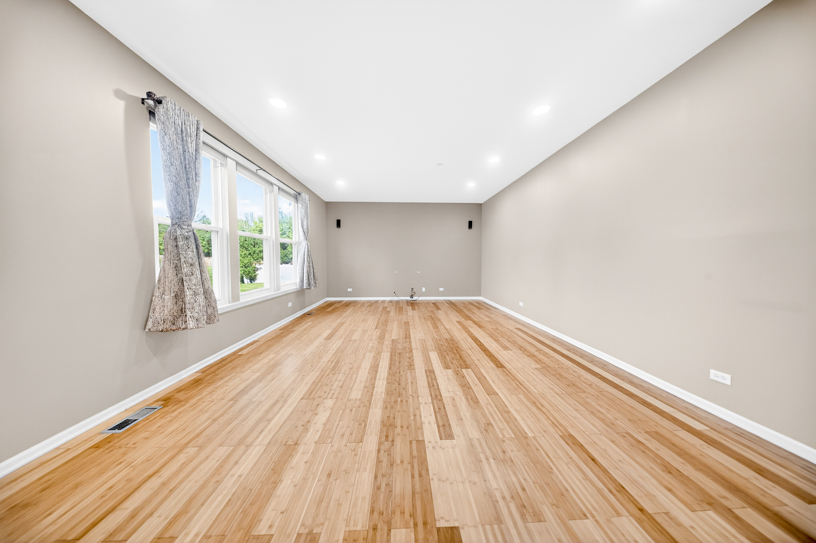 1249 Mallard Lane