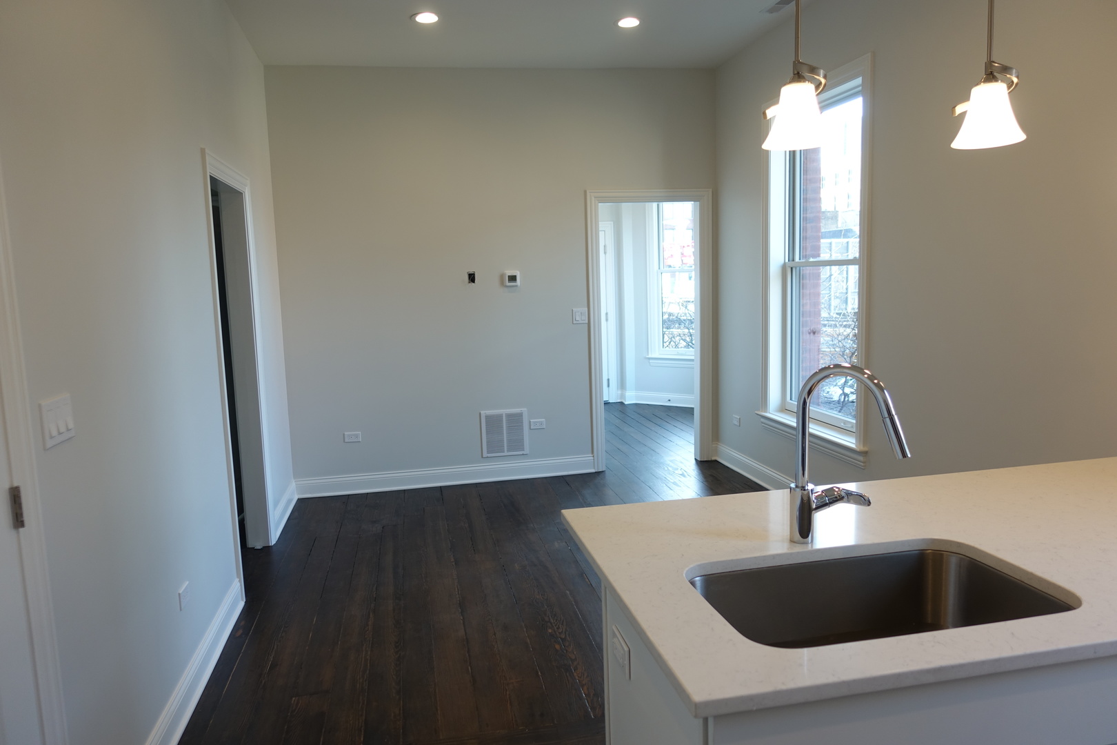 809 N Franklin Street 3R