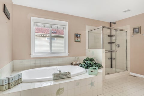 Tiny photo for 4541 W Westchester Lane, Libertyville, IL 60048 (MLS # 12729094)