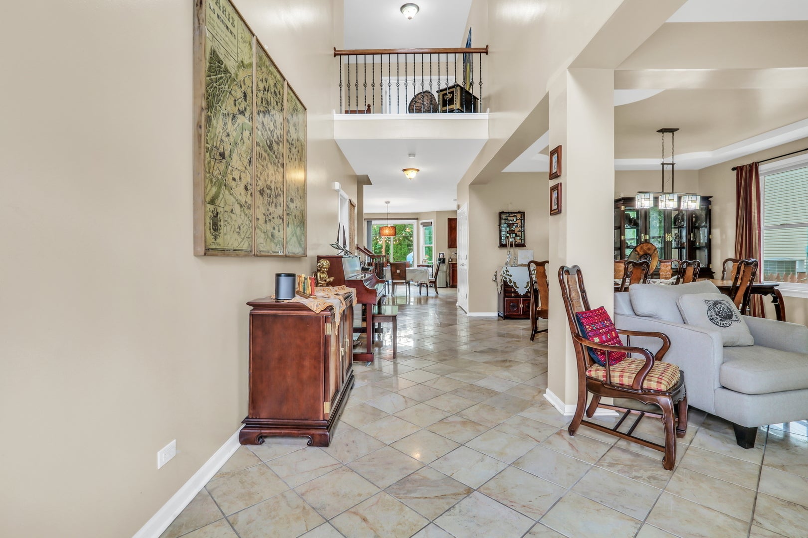 4541 W Westchester Lane