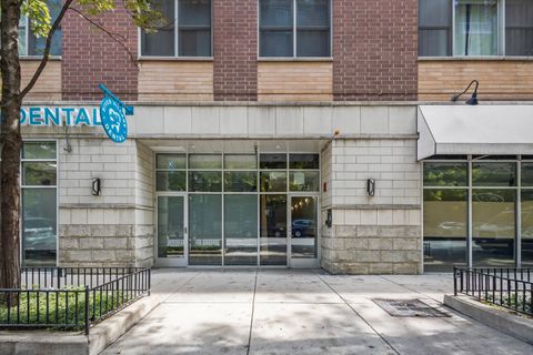 Tiny photo for 873 N LARRABEE Street #605, Chicago, IL 60610 (MLS # 12582054)