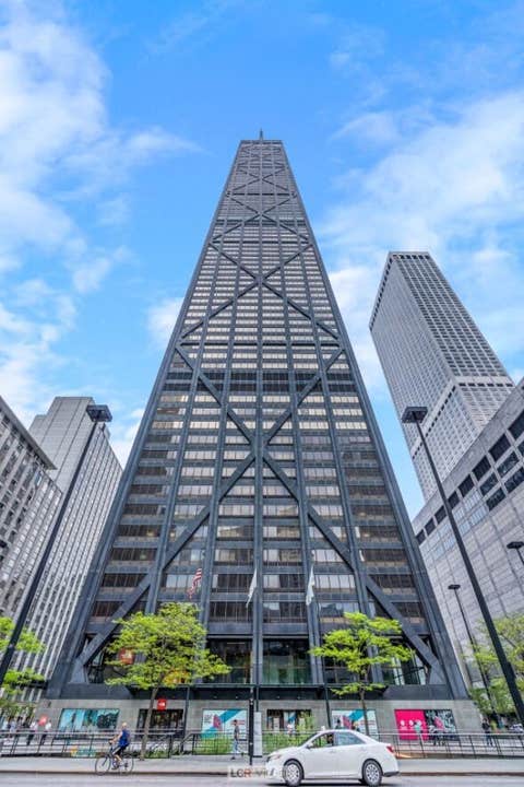 Photo of 175 E DELAWARE Place #5519, Chicago, IL 60611 (MLS # 12697153)