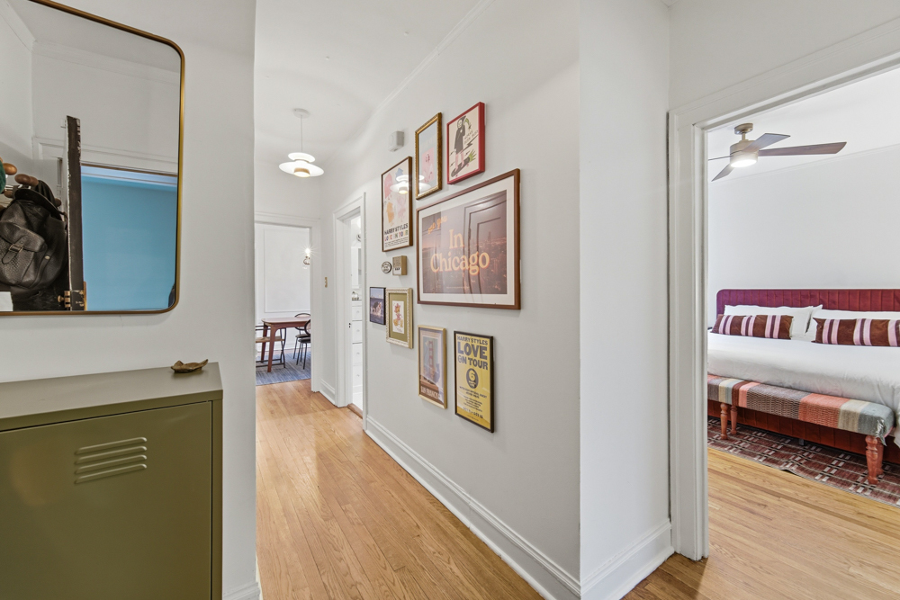 644 W Melrose Street 3E