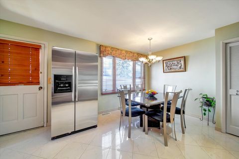 Tiny photo for 5000 Pratt Avenue, Skokie, IL 60077 (MLS # 12604735)