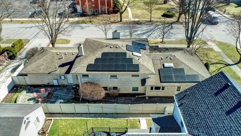 Tiny photo for 5000 Pratt Avenue, Skokie, IL 60077 (MLS # 12604735)