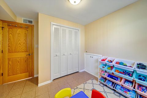 Tiny photo for 5000 Pratt Avenue, Skokie, IL 60077 (MLS # 12604735)