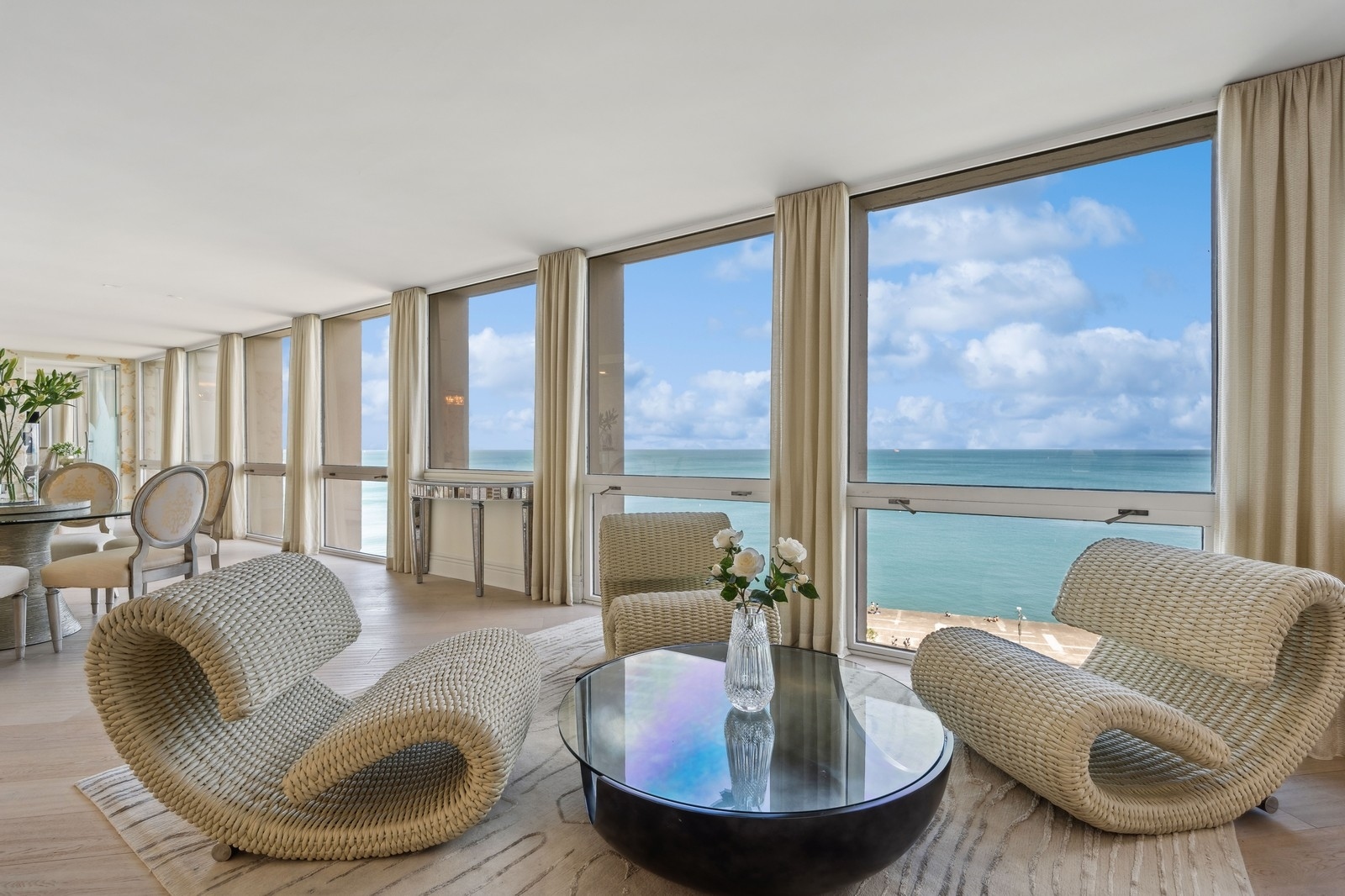 1240 N LAKE SHORE Drive 10AB