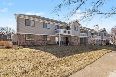 Tiny photo for 267 Northbury Court #D2, Schaumburg, IL 60193 (MLS # 12577491)