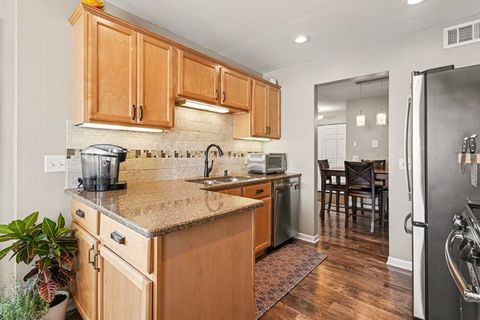 Tiny photo for 267 Northbury Court #D2, Schaumburg, IL 60193 (MLS # 12577491)