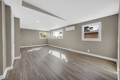 Tiny photo for 2078 N 17th Avenue, Melrose Park, IL 60160 (MLS # 12500289)