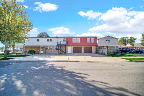 Tiny photo for 2078 N 17th Avenue, Melrose Park, IL 60160 (MLS # 12500289)
