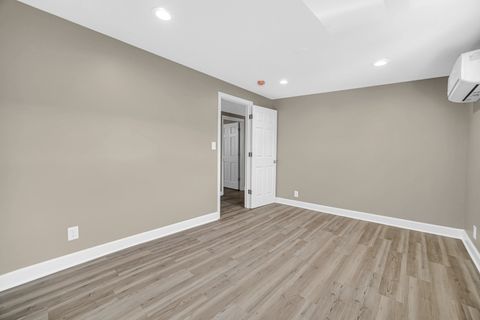 Tiny photo for 2078 N 17th Avenue, Melrose Park, IL 60160 (MLS # 12500289)