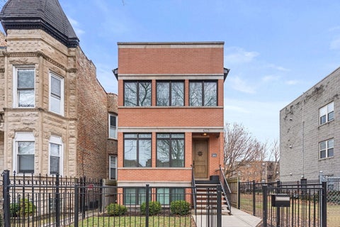 Photo of 4223 S Wabash Avenue, Chicago, IL 60653 (MLS # 12676917)