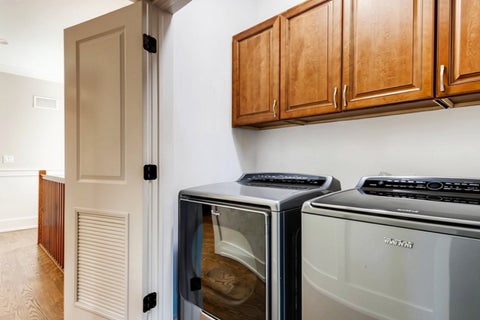 Tiny photo for 4223 S Wabash Avenue, Chicago, IL 60653 (MLS # 12676917)