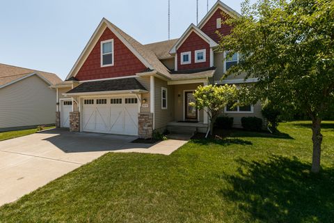 Tiny photo for 3877 Sparrow Court, Bettendorf, IA 52722 (MLS # 12705433)