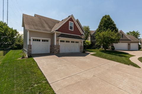 Tiny photo for 3877 Sparrow Court, Bettendorf, IA 52722 (MLS # 12705433)