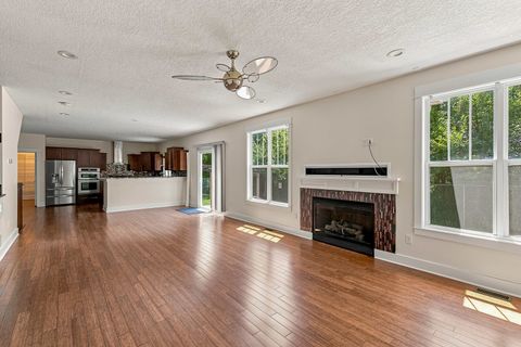 Tiny photo for 3877 Sparrow Court, Bettendorf, IA 52722 (MLS # 12705433)