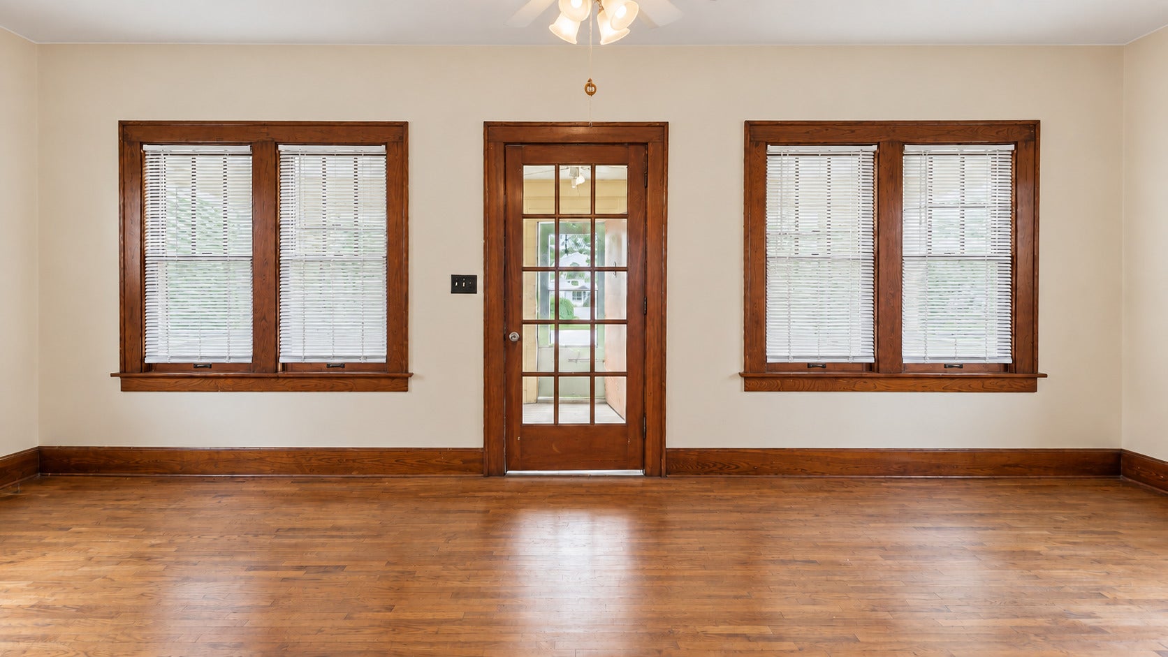 119 Elm Place