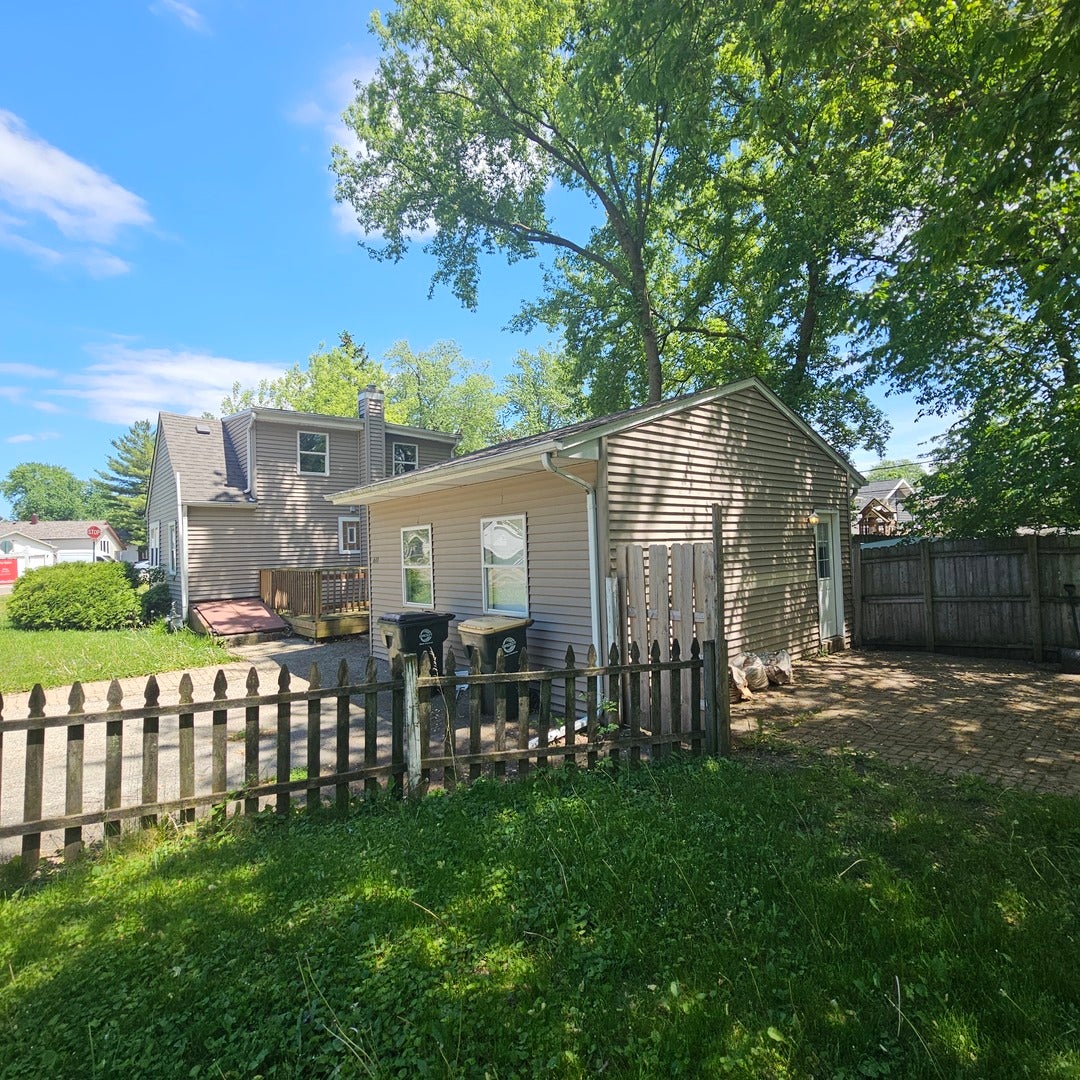 611 Golfview Drive