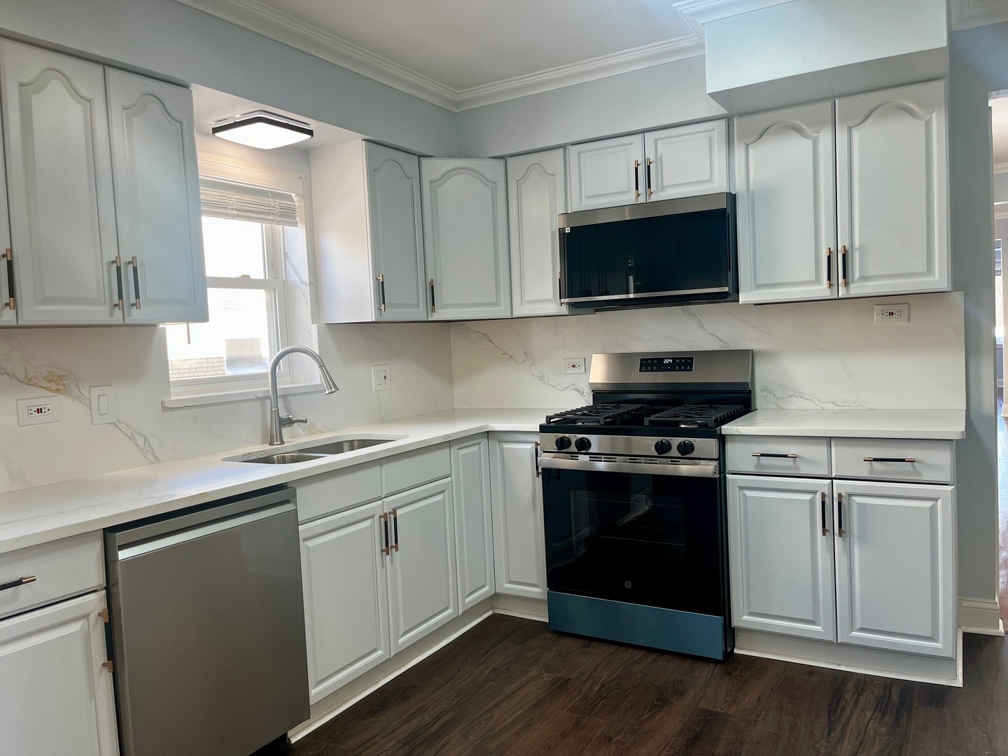 6522 N Spaulding Avenue 2