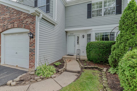 Tiny photo for 1845 Salem Court, Gurnee, IL 60031 (MLS # 12742480)