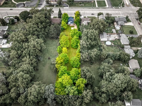 Tiny photo for 813 Harlem Road, Machesney Park, IL 61115 (MLS # 12772887)
